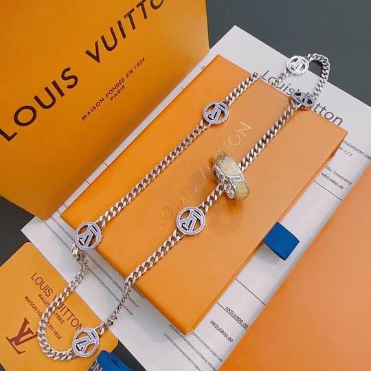 LV Necklace 11lyh194